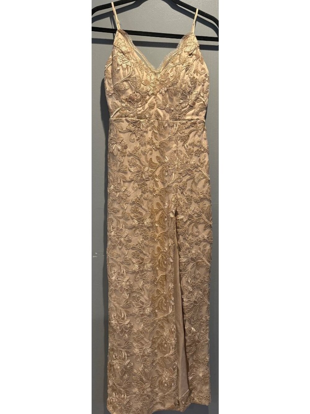 Emerald Sundae Women’s Size 5 Gold Lace Formal Dress Prom Graduation Wedding